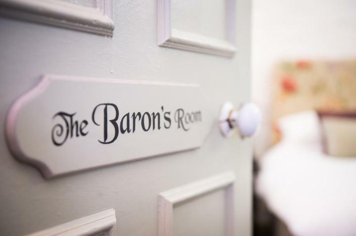 Ross Castle B&B Oldcastle ภายนอก รูปภาพ