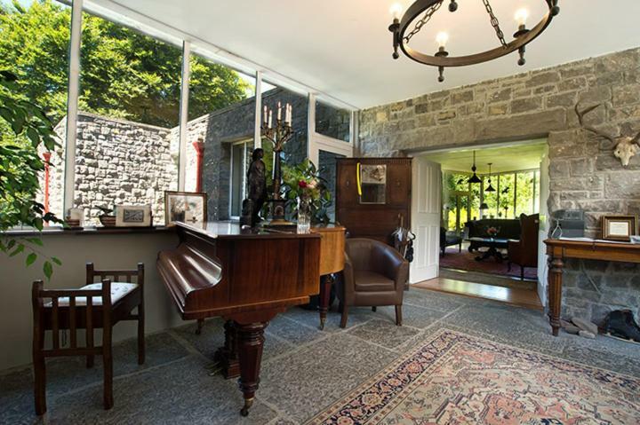 Ross Castle B&B Oldcastle ภายนอก รูปภาพ