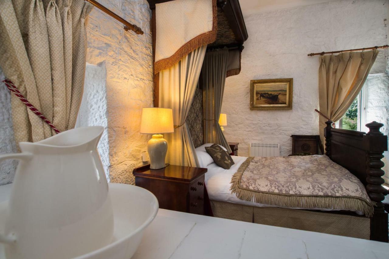 Ross Castle B&B Oldcastle ภายนอก รูปภาพ